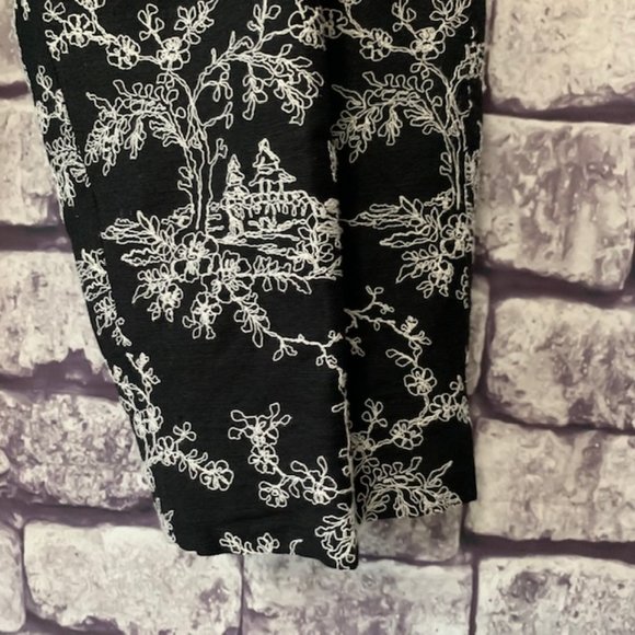Talbots Black & White Crop Pants Size 14P - Picture 4 of 9